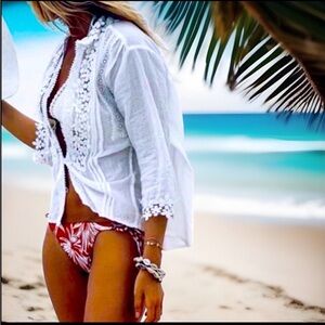 Beautiful Beach Button Down White Floral Lace designs Along The Trim Of Shirt